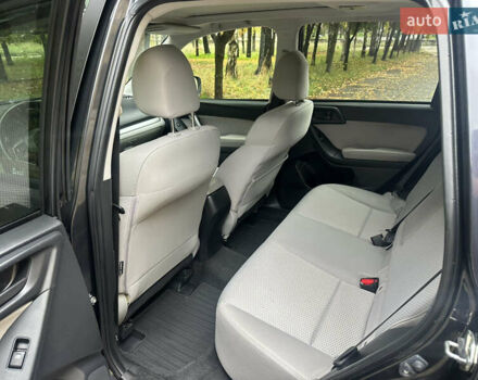 Чорний Субару Forester, об'ємом двигуна 2.5 л та пробігом 219 тис. км за 12000 $, фото 19 на Automoto.ua
