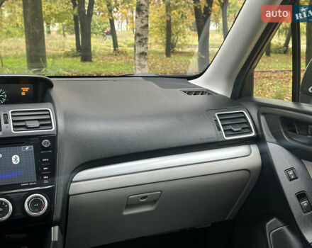 Чорний Субару Forester, об'ємом двигуна 2.5 л та пробігом 219 тис. км за 12000 $, фото 31 на Automoto.ua