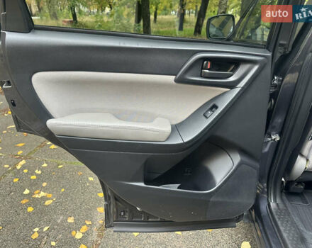 Чорний Субару Forester, об'ємом двигуна 2.5 л та пробігом 219 тис. км за 12000 $, фото 18 на Automoto.ua