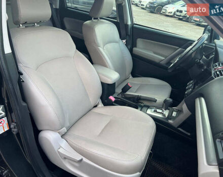 Черный Субару Форестер, объемом двигателя 2.5 л и пробегом 126 тыс. км за 13890 $, фото 16 на Automoto.ua