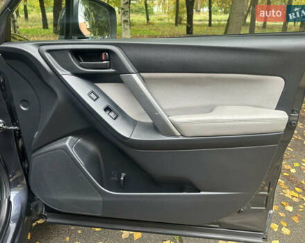 Чорний Субару Forester, об'ємом двигуна 2.5 л та пробігом 219 тис. км за 12000 $, фото 25 на Automoto.ua