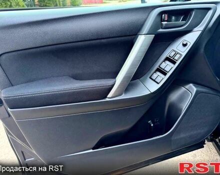 Черный Субару Форестер, объемом двигателя 2.5 л и пробегом 122 тыс. км за 13450 $, фото 4 на Automoto.ua