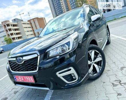 Чорний Субару Forester, об'ємом двигуна 2 л та пробігом 54 тис. км за 22950 $, фото 2 на Automoto.ua