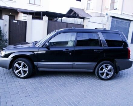 Черный Субару Форестер, объемом двигателя 2.5 л и пробегом 250 тыс. км за 5852 $, фото 1 на Automoto.ua