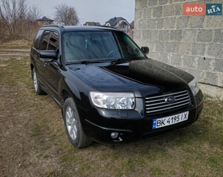 Черный Субару Форестер, объемом двигателя 2 л и пробегом 278 тыс. км за 6800 $, фото 1 на Automoto.ua