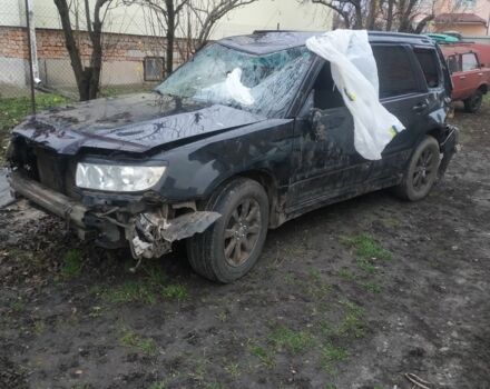 Черный Субару Форестер, объемом двигателя 2 л и пробегом 280 тыс. км за 2500 $, фото 1 на Automoto.ua