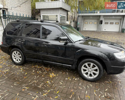 Черный Субару Форестер, объемом двигателя 1.99 л и пробегом 198 тыс. км за 5500 $, фото 1 на Automoto.ua