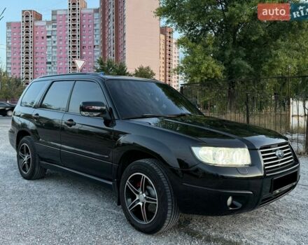 Чорний Субару Forester, об'ємом двигуна 2 л та пробігом 255 тис. км за 5900 $, фото 1 на Automoto.ua