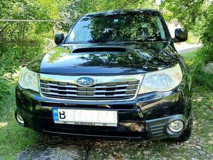 Субару Форестер 2008 в Тернополе на Automoto.ua Черный Субару Форестер, объемом двигателя 2 л и пробегом 300 тыс. км за 6950 $, фото 1 на Automoto.ua