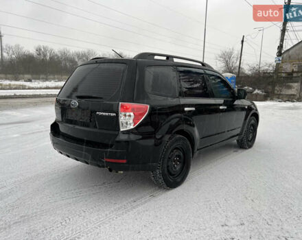 Черный Субару Форестер, объемом двигателя 2.46 л и пробегом 181 тыс. км за 7400 $, фото 1 на Automoto.ua