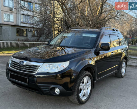Черный Субару Форестер, объемом двигателя 2.46 л и пробегом 196 тыс. км за 7700 $, фото 1 на Automoto.ua