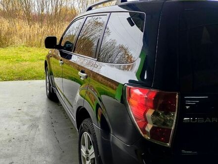 Черный Субару Форестер, объемом двигателя 2 л и пробегом 220 тыс. км за 7900 $, фото 1 на Automoto.ua