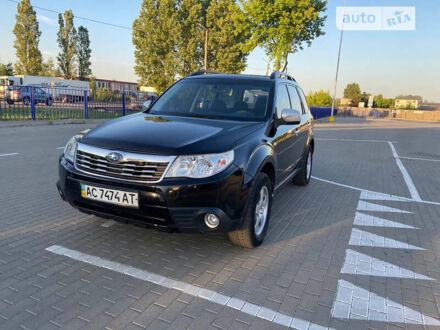 Чорний Субару Forester, об'ємом двигуна 2 л та пробігом 196 тис. км за 7500 $, фото 1 на Automoto.ua