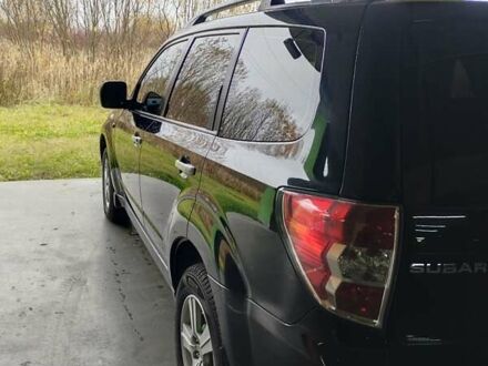 Чорний Субару Forester, об'ємом двигуна 2 л та пробігом 220 тис. км за 8000 $, фото 1 на Automoto.ua