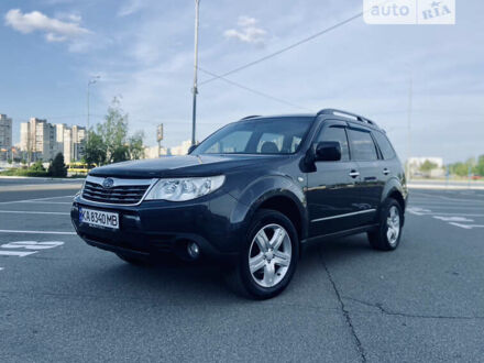 Чорний Субару Forester, об'ємом двигуна 2.5 л та пробігом 225 тис. км за 9900 $, фото 1 на Automoto.ua