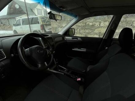 Черный Субару Форестер, объемом двигателя 2 л и пробегом 250 тыс. км за 3200 $, фото 1 на Automoto.ua