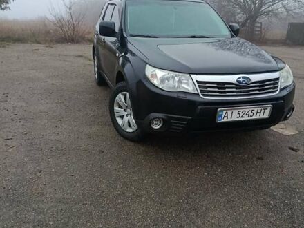 Черный Субару Форестер, объемом двигателя 2 л и пробегом 307 тыс. км за 6500 $, фото 1 на Automoto.ua