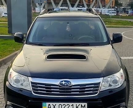 Чорний Субару Forester, об'ємом двигуна 2 л та пробігом 145 тис. км за 10000 $, фото 1 на Automoto.ua