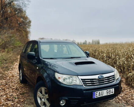 Черный Субару Форестер, объемом двигателя 2 л и пробегом 300 тыс. км за 5150 $, фото 1 на Automoto.ua