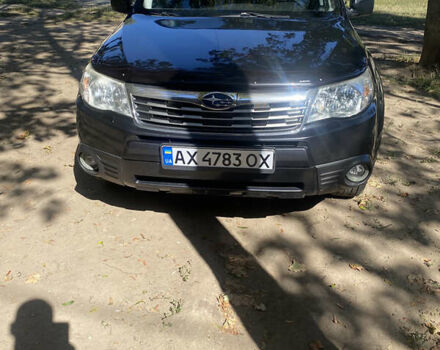 Черный Субару Форестер, объемом двигателя 1.99 л и пробегом 284 тыс. км за 8500 $, фото 1 на Automoto.ua