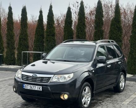 Черный Субару Форестер, объемом двигателя 2 л и пробегом 330 тыс. км за 7600 $, фото 1 на Automoto.ua