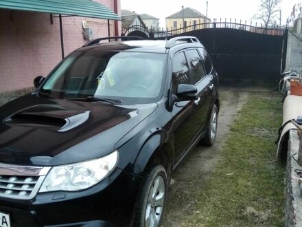Чорний Субару Forester, об'ємом двигуна 2 л та пробігом 280 тис. км за 11400 $, фото 1 на Automoto.ua