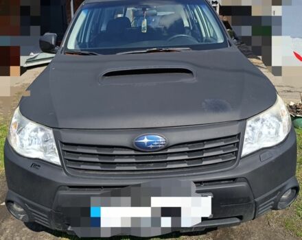 Чорний Субару Forester, об'ємом двигуна 2 л та пробігом 311 тис. км за 4000 $, фото 1 на Automoto.ua