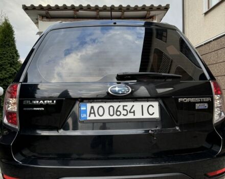 Черный Субару Форестер, объемом двигателя 2 л и пробегом 300 тыс. км за 7500 $, фото 1 на Automoto.ua