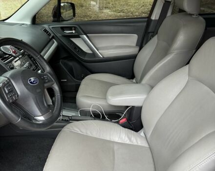 Красный Субару Форестер, объемом двигателя 2.5 л и пробегом 140 тыс. км за 14000 $, фото 6 на Automoto.ua