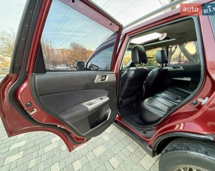 Червоний Субару Forester, об'ємом двигуна 2.46 л та пробігом 181 тис. км за 9999 $, фото 17 на Automoto.ua