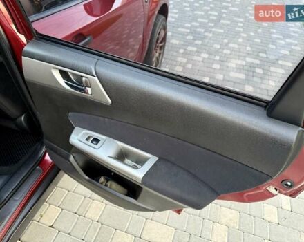 Червоний Субару Forester, об'ємом двигуна 2.46 л та пробігом 181 тис. км за 9999 $, фото 19 на Automoto.ua