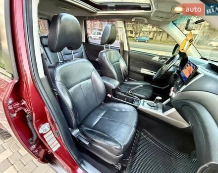 Червоний Субару Forester, об'ємом двигуна 2.46 л та пробігом 181 тис. км за 9999 $, фото 28 на Automoto.ua