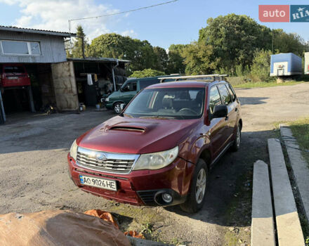 Красный Субару Форестер, объемом двигателя 2 л и пробегом 293 тыс. км за 2500 $, фото 2 на Automoto.ua