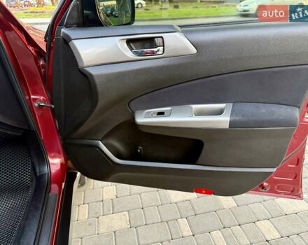 Червоний Субару Forester, об'ємом двигуна 2.46 л та пробігом 181 тис. км за 9999 $, фото 82 на Automoto.ua
