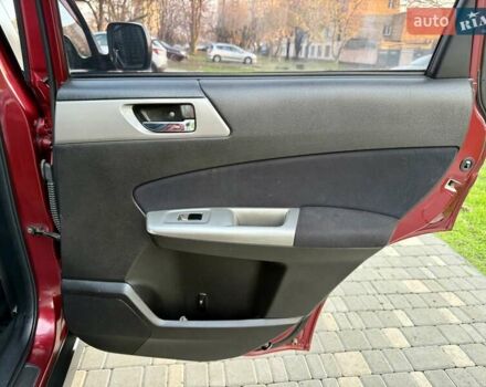 Червоний Субару Forester, об'ємом двигуна 2.46 л та пробігом 181 тис. км за 9999 $, фото 20 на Automoto.ua