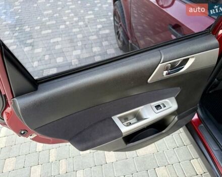 Червоний Субару Forester, об'ємом двигуна 2.46 л та пробігом 181 тис. км за 9999 $, фото 31 на Automoto.ua