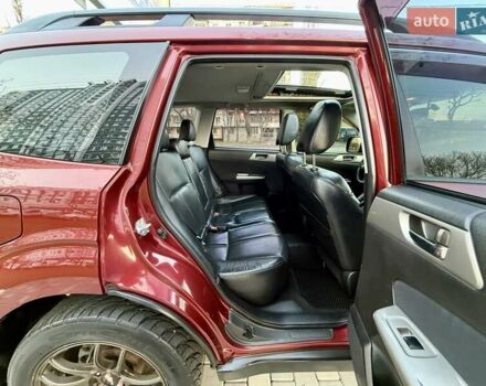Червоний Субару Forester, об'ємом двигуна 2.46 л та пробігом 181 тис. км за 9999 $, фото 15 на Automoto.ua