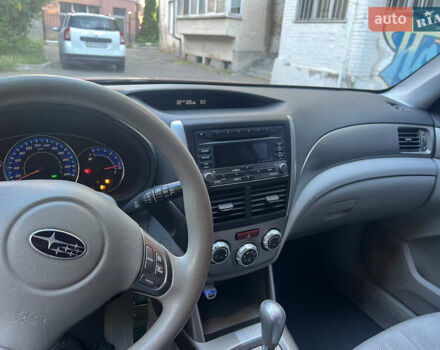 Субару Forester 2009 у Києві на Automoto.ua Червоний Субару Forester, об'ємом двигуна 2 л та пробігом 115 тис. км за 9000 $, фото 6 на Automoto.ua