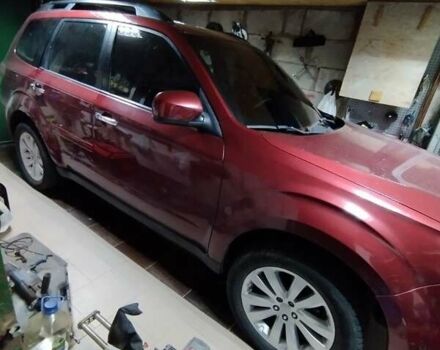 Красный Субару Форестер, объемом двигателя 2.5 л и пробегом 200 тыс. км за 10500 $, фото 4 на Automoto.ua