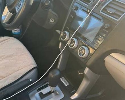 Красный Субару Форестер, объемом двигателя 2.46 л и пробегом 270 тыс. км за 12200 $, фото 5 на Automoto.ua