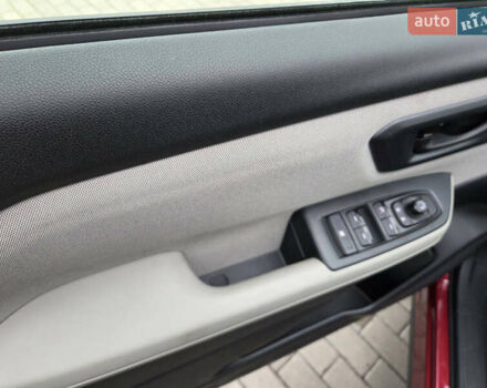 Красный Субару Форестер, объемом двигателя 2.5 л и пробегом 1 тыс. км за 25600 $, фото 12 на Automoto.ua