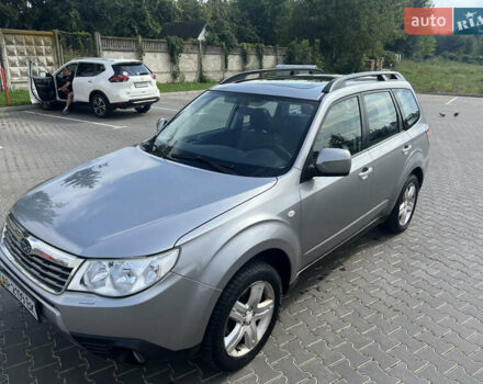Субару Форестер, объемом двигателя 2.5 л и пробегом 196 тыс. км за 8900 $, фото 4 на Automoto.ua