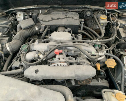 Субару Форестер, объемом двигателя 2.5 л и пробегом 260 тыс. км за 7990 $, фото 13 на Automoto.ua