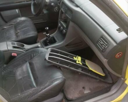 Желтый Субару Форестер, объемом двигателя 2 л и пробегом 250 тыс. км за 6000 $, фото 8 на Automoto.ua