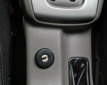 Желтый Субару Форестер, объемом двигателя 2 л и пробегом 320 тыс. км за 5000 $, фото 18 на Automoto.ua