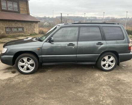 Серый Субару Форестер, объемом двигателя 2 л и пробегом 350 тыс. км за 4500 $, фото 1 на Automoto.ua