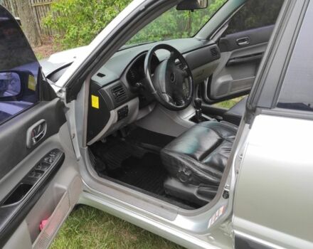 Серый Субару Форестер, объемом двигателя 2 л и пробегом 234 тыс. км за 5500 $, фото 4 на Automoto.ua