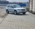 Серый Субару Форестер, объемом двигателя 2 л и пробегом 300 тыс. км за 4600 $, фото 1 на Automoto.ua
