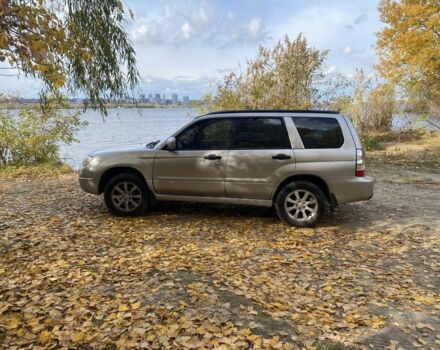 Серый Субару Форестер, объемом двигателя 2 л и пробегом 350 тыс. км за 5950 $, фото 2 на Automoto.ua