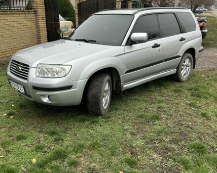 Серый Субару Форестер, объемом двигателя 2 л и пробегом 335 тыс. км за 6750 $, фото 2 на Automoto.ua